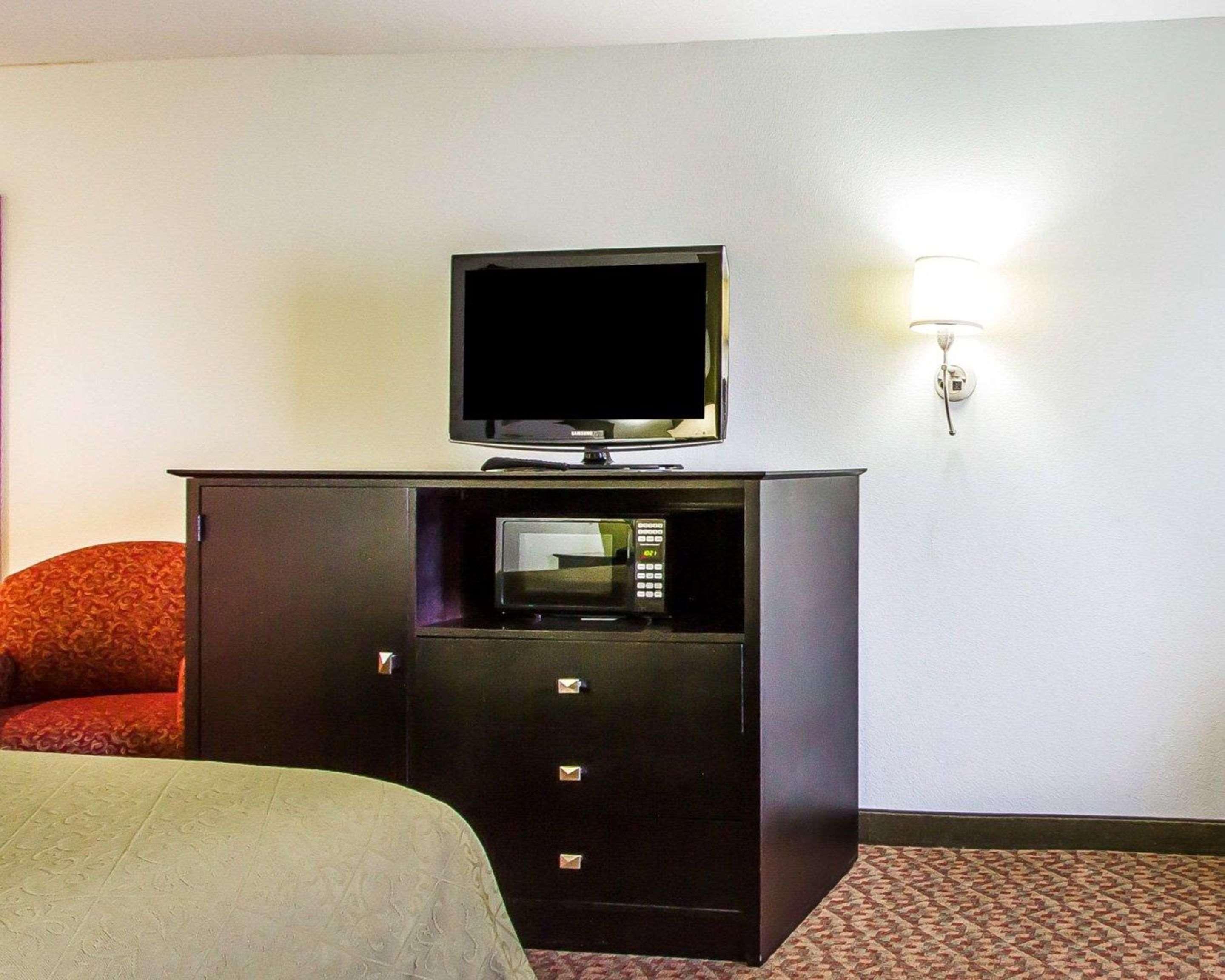 Quality Inn Pontiac Esterno foto